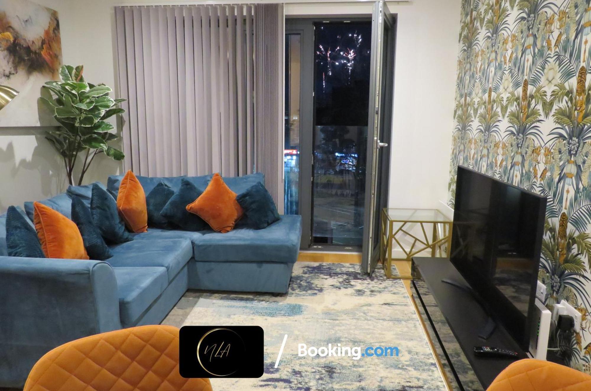 City Centre Apartment With Free Parking, 2 Bathrooms, Netflix And Wifi - Suitable For Contractors And Families - By Noor Luxury Accommodations Birmingham Kültér fotó