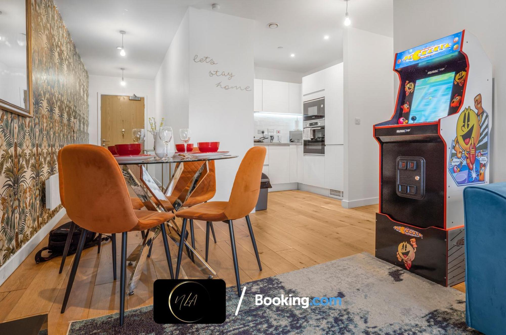 City Centre Apartment With Free Parking, 2 Bathrooms, Netflix And Wifi - Suitable For Contractors And Families - By Noor Luxury Accommodations Birmingham Kültér fotó