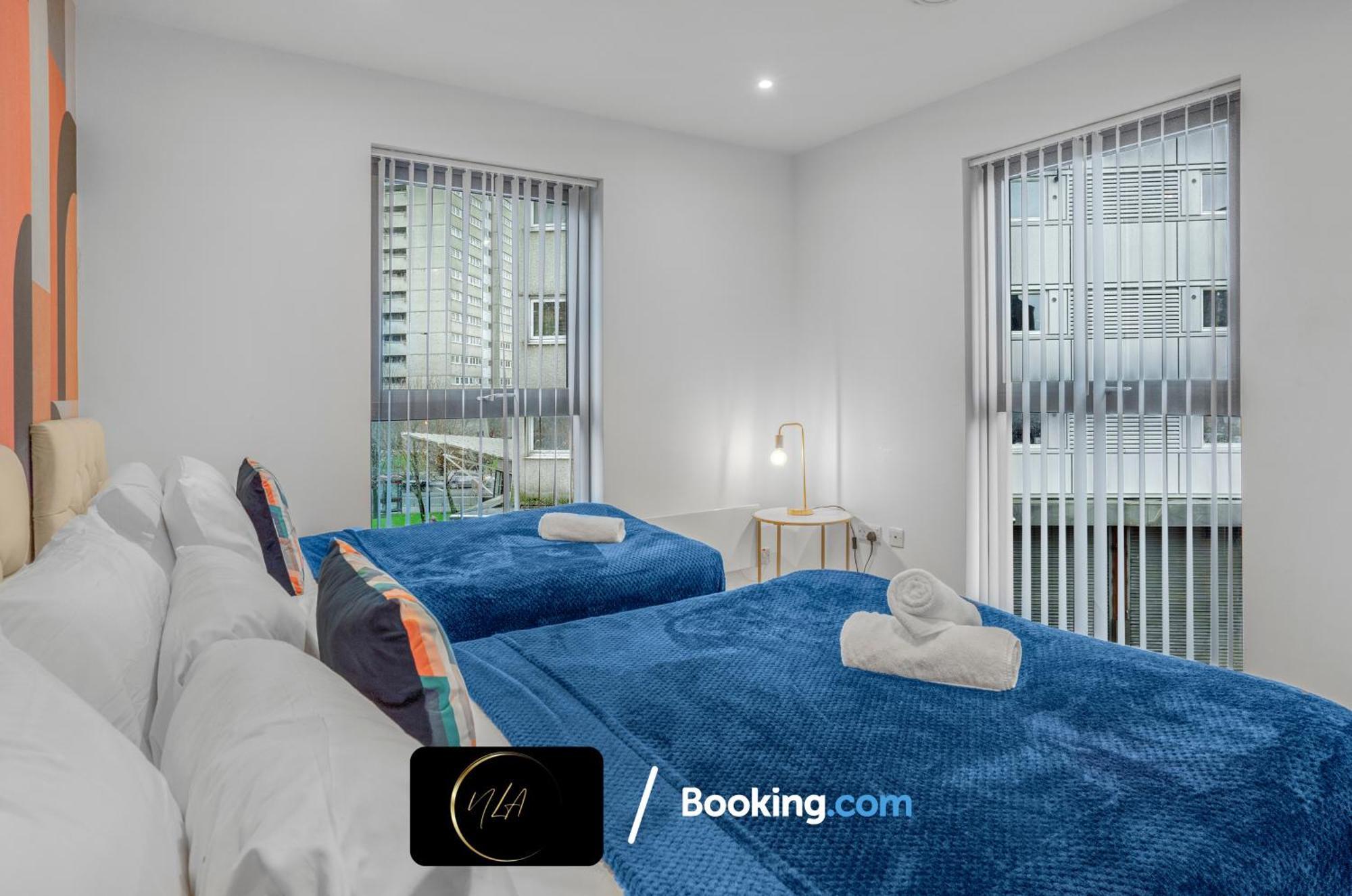 City Centre Apartment With Free Parking, 2 Bathrooms, Netflix And Wifi - Suitable For Contractors And Families - By Noor Luxury Accommodations Birmingham Kültér fotó